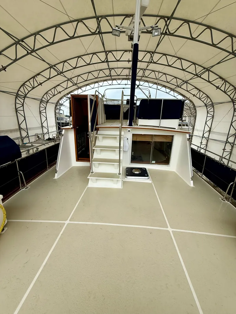 Slide: The Image of Grand Banks 49 Trawler 1994 - 20