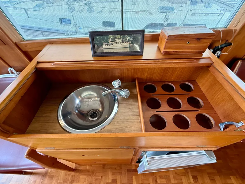 Slide: The Image of Grand Banks 49 Trawler 1994 - 28