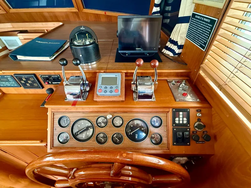 Slide: The Image of Grand Banks 49 Trawler 1994 - 39