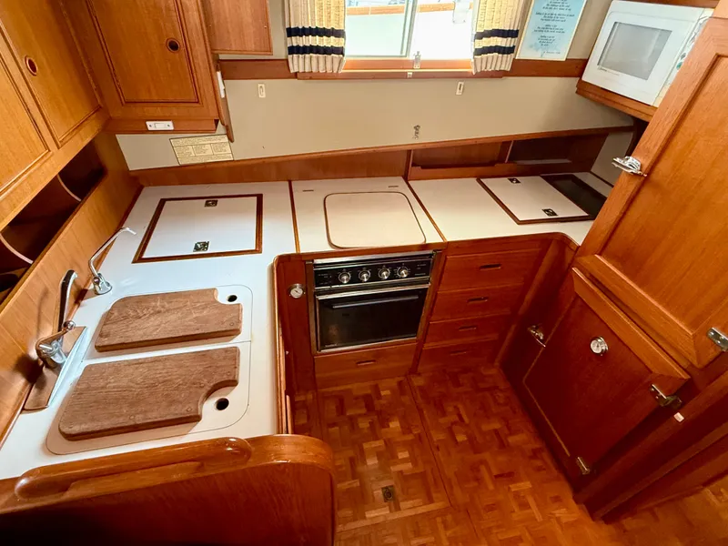 Slide: The Image of Grand Banks 49 Trawler 1994 - 55