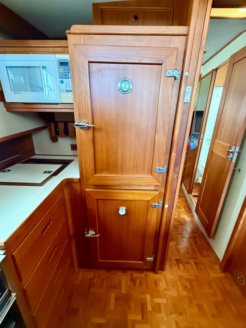 Slide: The Image of Grand Banks 49 Trawler 1994 - 65