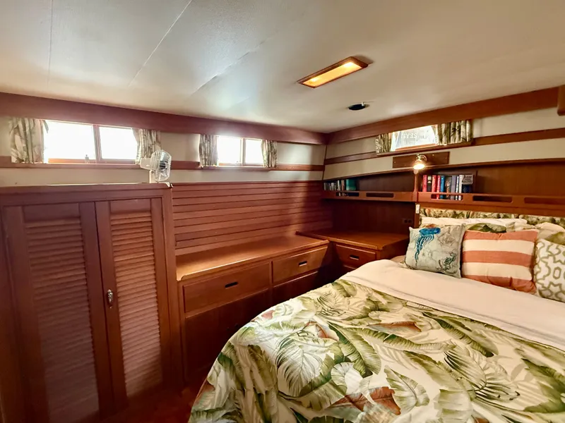 Slide: The Image of Grand Banks 49 Trawler 1994 - 89