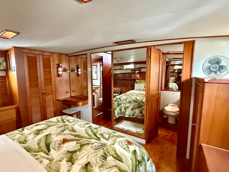 Slide: The Image of Grand Banks 49 Trawler 1994 - 90