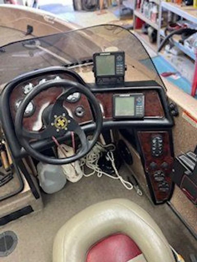 Slide: The Image of Ranger 620 VS Fisherman 2001 - 2