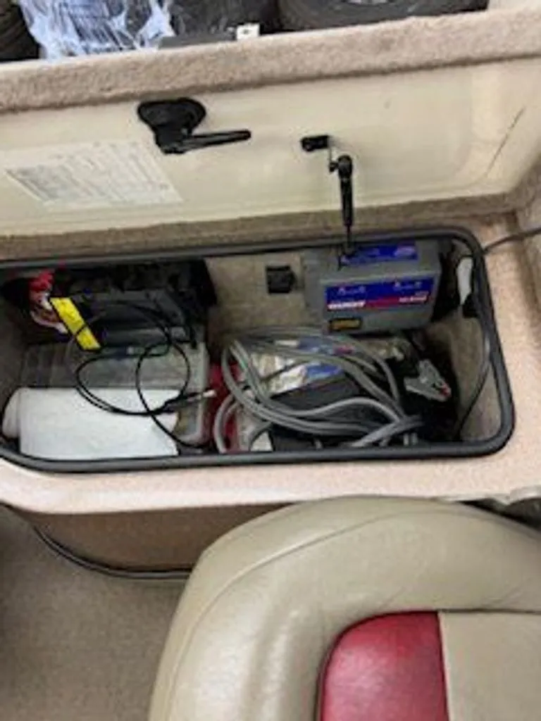 Slide: The Image of Ranger 620 VS Fisherman 2001 - 7