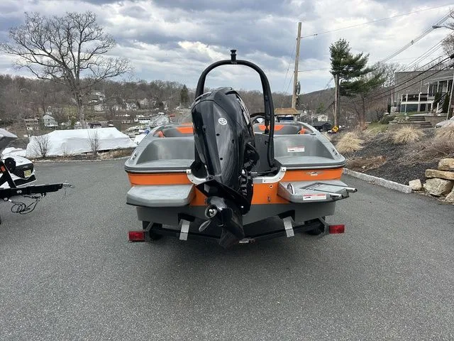 Slide: The Image of Bayliner Element E18 2020 - 12