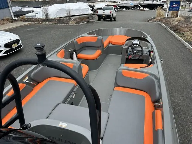 Slide: The Image of Bayliner Element E18 2020 - 3