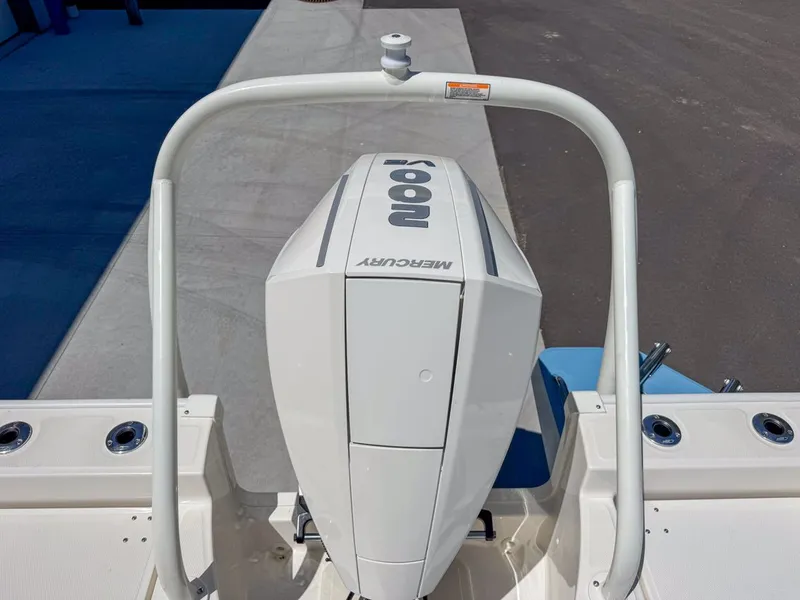 Slide: The Image of Boston Whaler 21MTK 2026 - 26