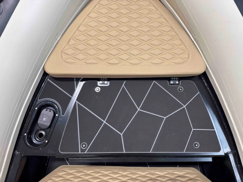 Slide: The Image of Highfield Sport 660 2026 - 29