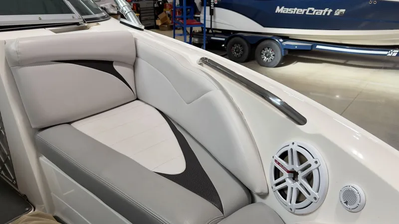 Slide: The Image of MasterCraft X-15 2008 - 16