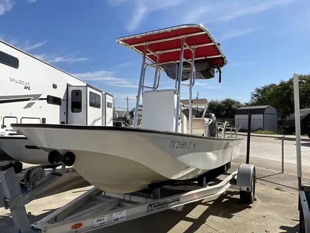 Slide: The Image of Boston Whaler 17 Montauk 1984 - 3