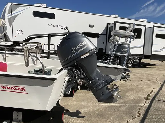 Slide: The Image of Boston Whaler 17 Montauk 1984 - 5