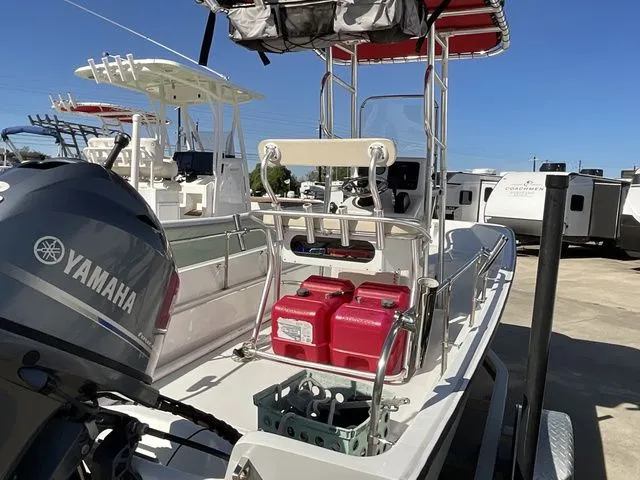 Slide: The Image of Boston Whaler 17 Montauk 1984 - 9