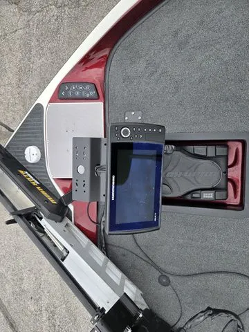 Slide: The Image of Ranger Z520 Comanche 2018 - 19