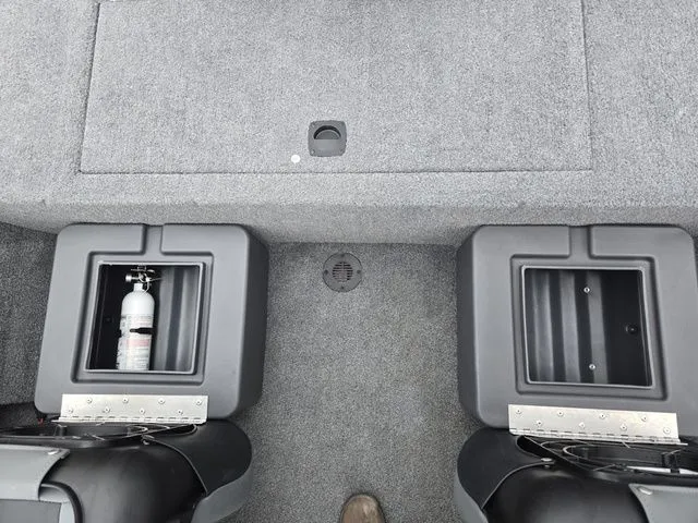 Slide: The Image of Tracker Bass Tracker Classic XL 2024 - 22