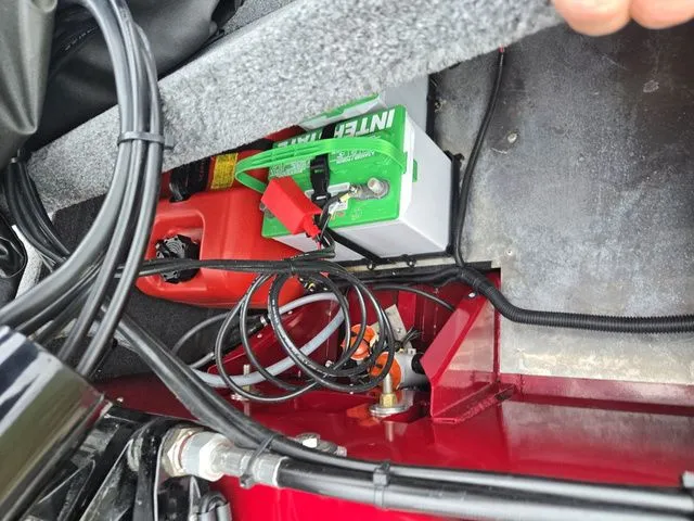 Slide: The Image of Tracker Bass Tracker Classic XL 2024 - 24