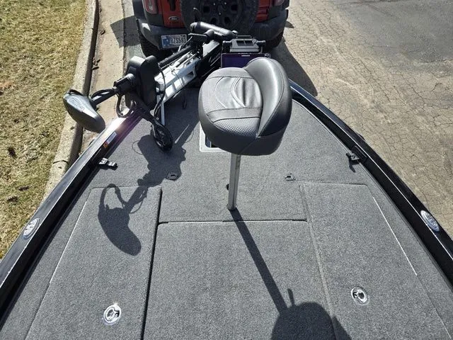 Slide: The Image of Ranger Z521L 2021 - 17