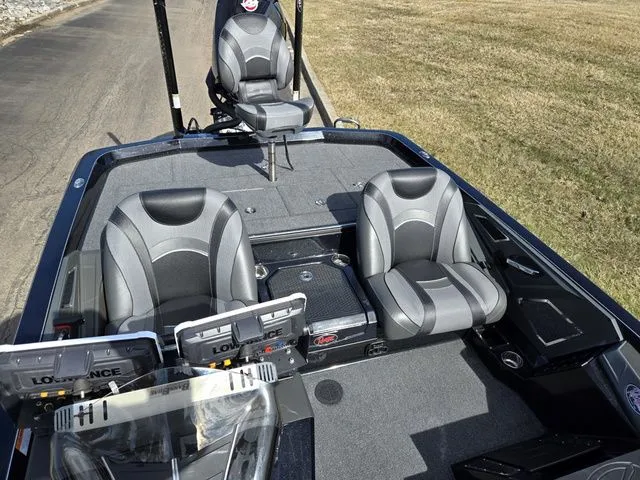 Slide: The Image of Ranger Z521L 2021 - 21