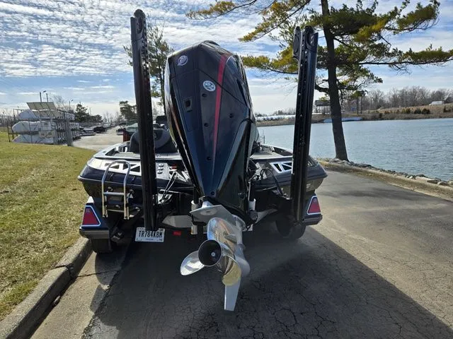 Slide: The Image of Ranger Z521L 2021 - 3