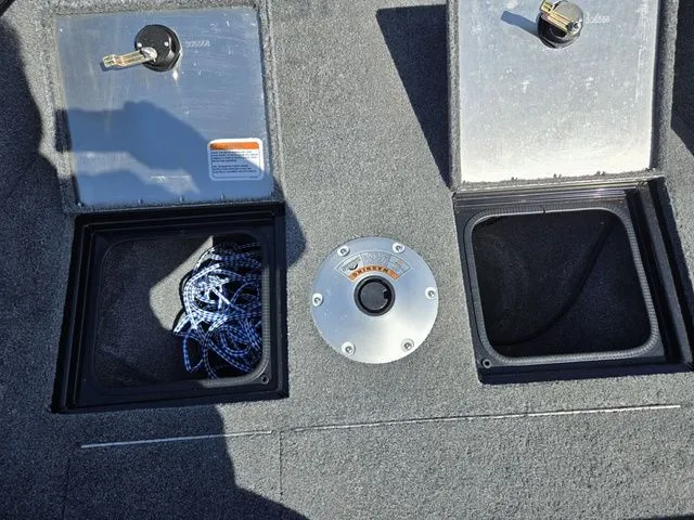 Slide: The Image of Tracker Pro Guide V-16 WT 2024 - 19