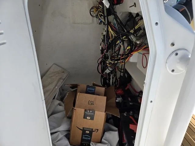 Slide: The Image of Tidewater 220 LXF 2016 - 20