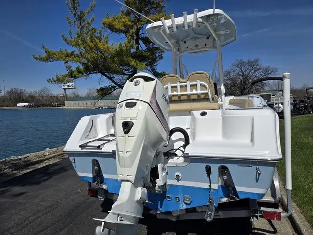 Slide: The Image of Tidewater 220 LXF 2016 - 3