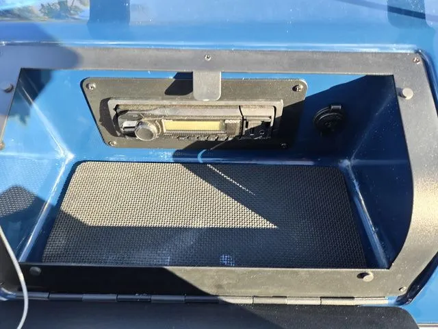 Slide: The Image of Glastron GT 185 2016 - 16