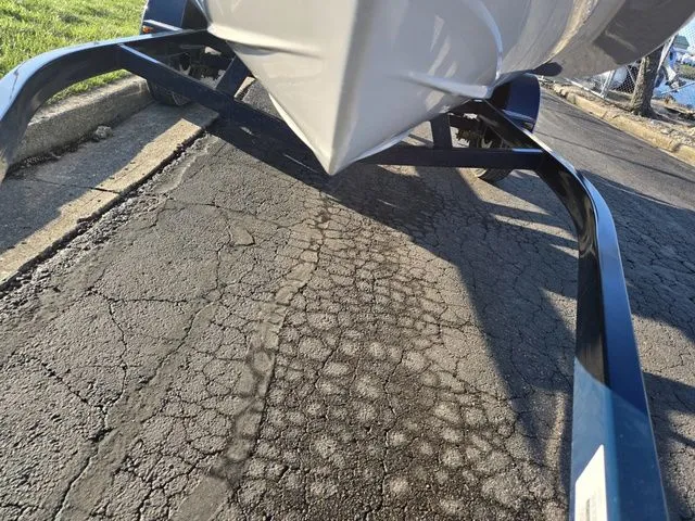 Slide: The Image of Glastron GT 185 2016 - 8