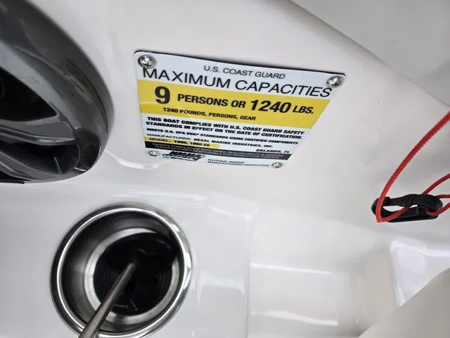 Slide: The Image of Regal 1900 ESX 2017 - 15