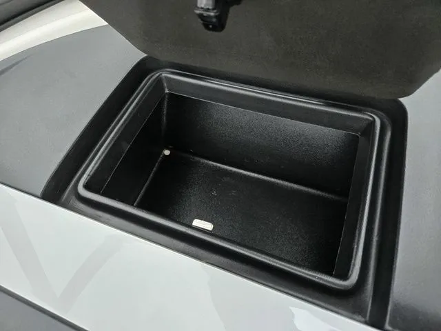 Slide: The Image of Regal 1900 ESX 2017 - 17