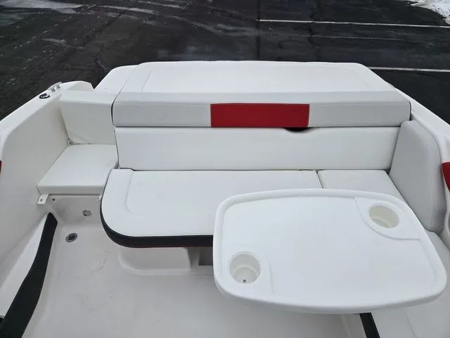 Slide: The Image of Regal 1900 ESX 2017 - 22