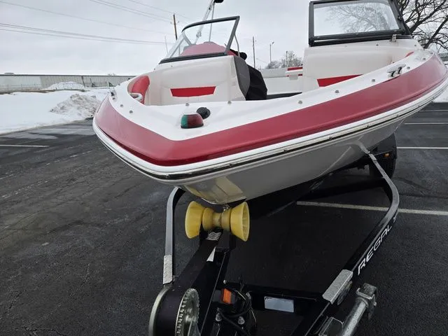 Slide: The Image of Regal 1900 ESX 2017 - 7