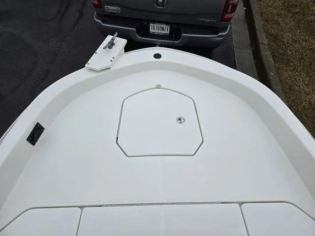 Slide: The Image of Bayliner Trophy T21Bay 2022 - 19