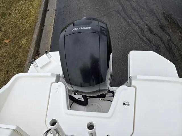 Slide: The Image of Bayliner Trophy T21Bay 2022 - 29