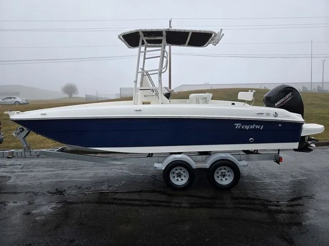 Slide: The Image of Bayliner Trophy T21Bay 2022 - 5