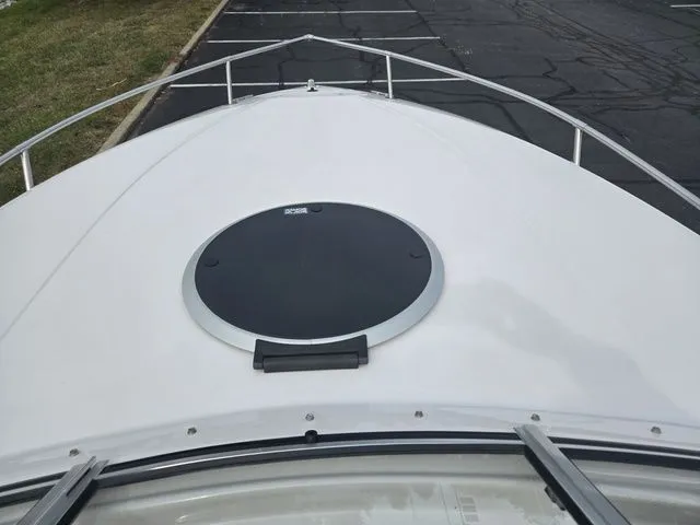 Slide: The Image of Four Winns 235 Sundowner 1994 - 15