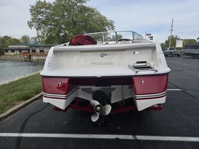 Slide: The Image of Four Winns 235 Sundowner 1994 - 3