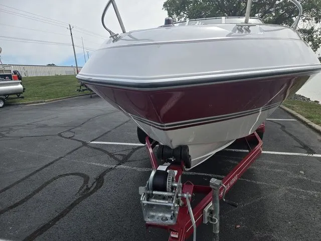 Slide: The Image of Four Winns 235 Sundowner 1994 - 7