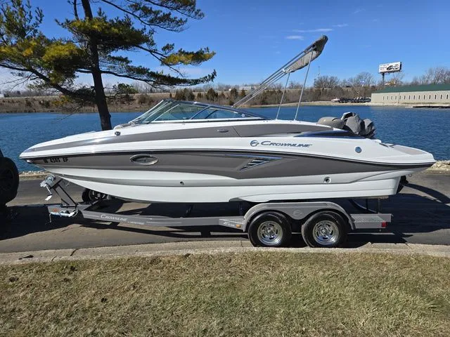 Slide: The Image of Crownline Boats E 235 2020 - 10
