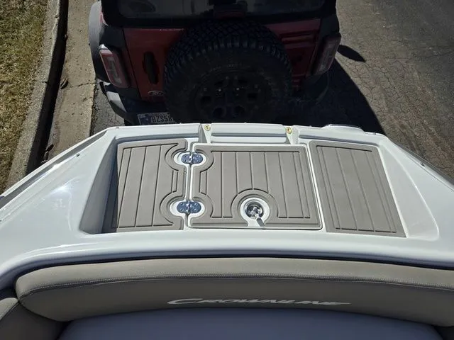 Slide: The Image of Crownline Boats E 235 2020 - 23