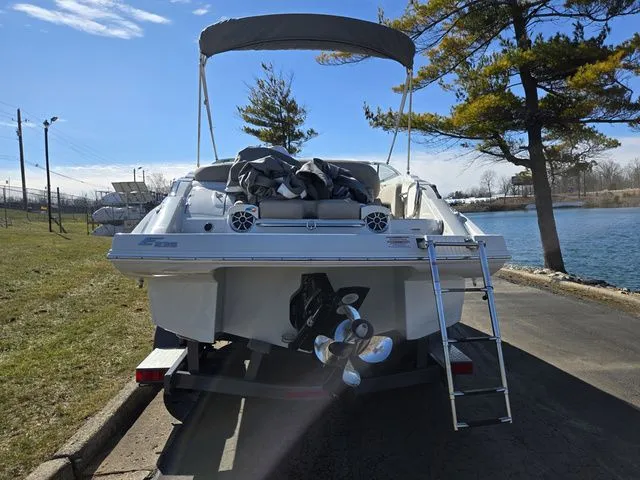 Slide: The Image of Crownline Boats E 235 2020 - 3