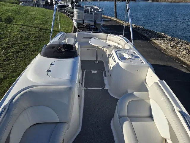 Slide: The Image of Chaparral Sunesta 232 2005 - 22