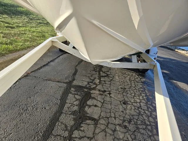 Slide: The Image of Chaparral Sunesta 232 2005 - 8