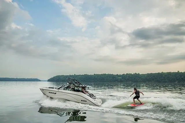 Slide: The Image of Yamaha 222 XD BOTH COLORS AVAILABLE 2026 - 4