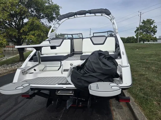 Slide: The Image of Yamaha 252S 2021 - 3