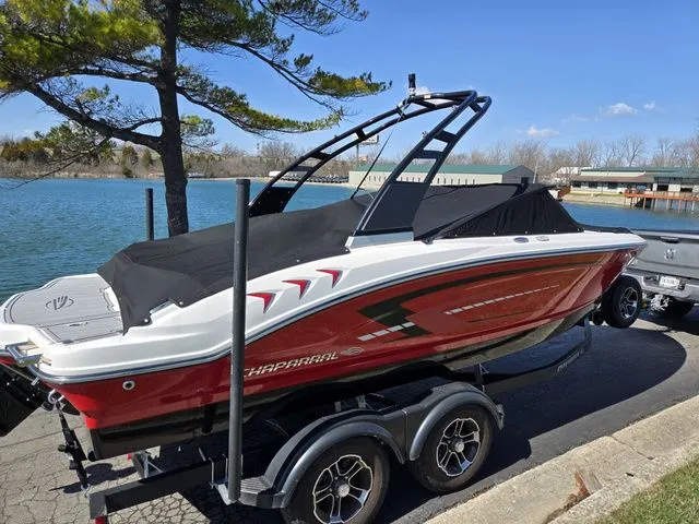 Slide: The Image of Chaparral 21 SSi 2024 - 11