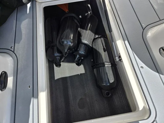 Slide: The Image of Chaparral 21 SSi 2024 - 15