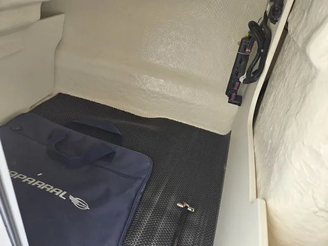 Slide: The Image of Chaparral 21 SSi 2024 - 18