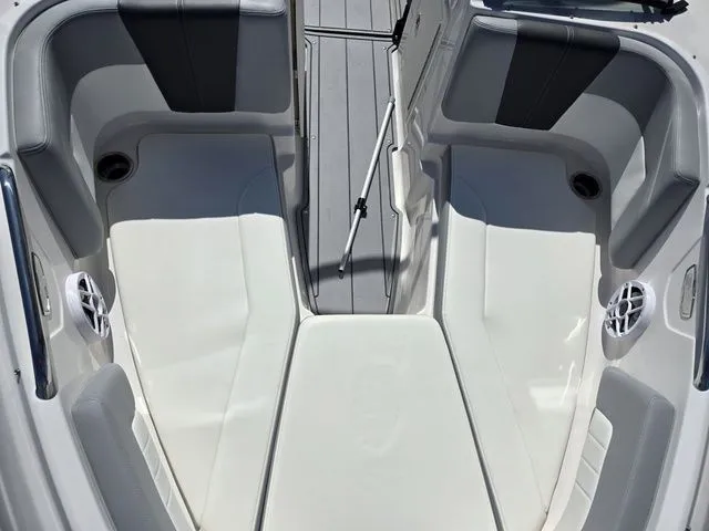 Slide: The Image of Chaparral 21 SSi 2024 - 22