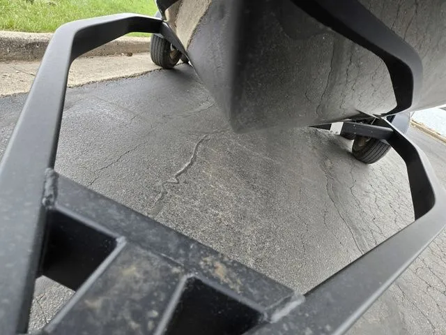 Slide: The Image of Chaparral 21 SSi 2024 - 8